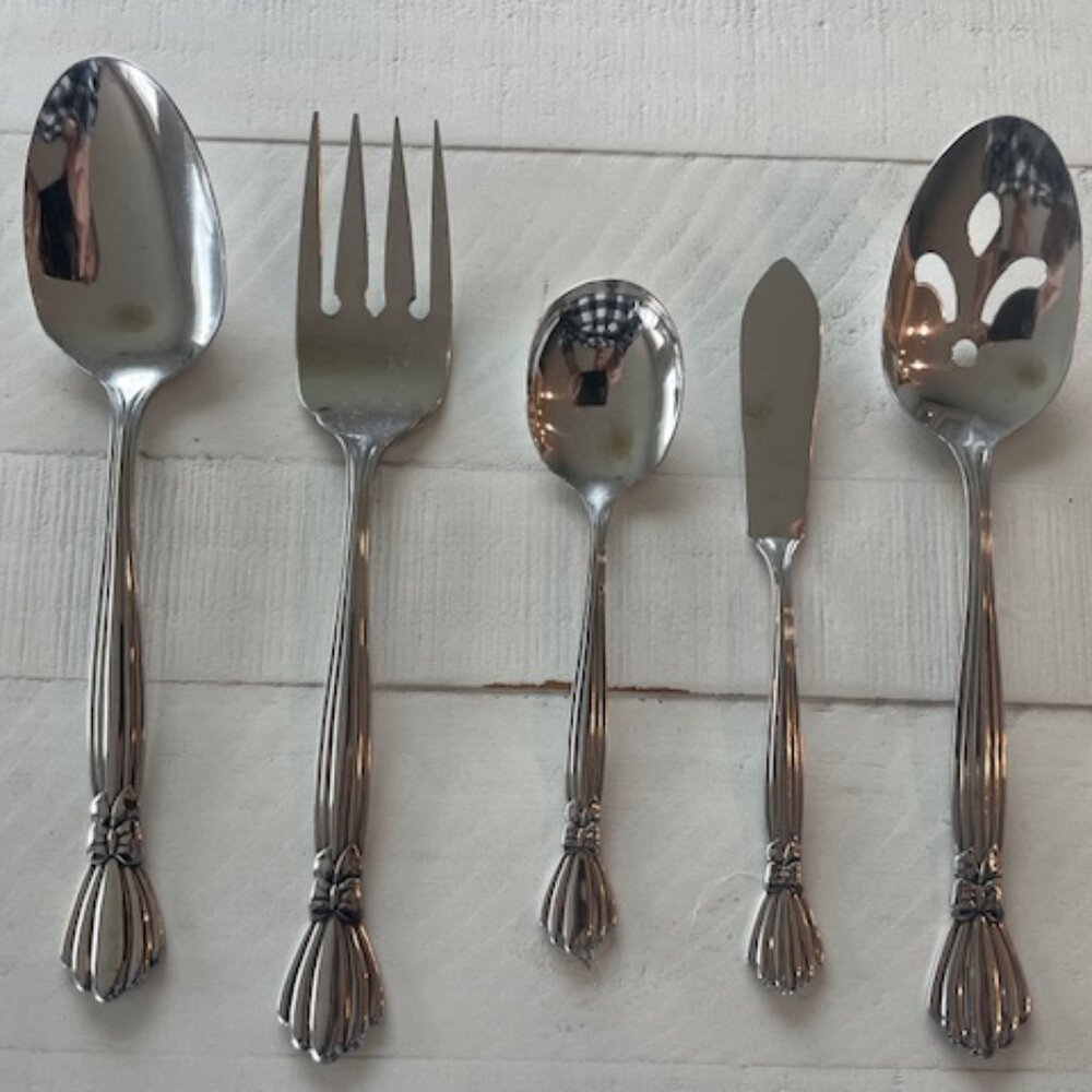 ONEIDA ALEXIS HOSTESS SET 5 PC. DELUXE STAINLESS BOW SPOONS FORK SUGAR BUTTER